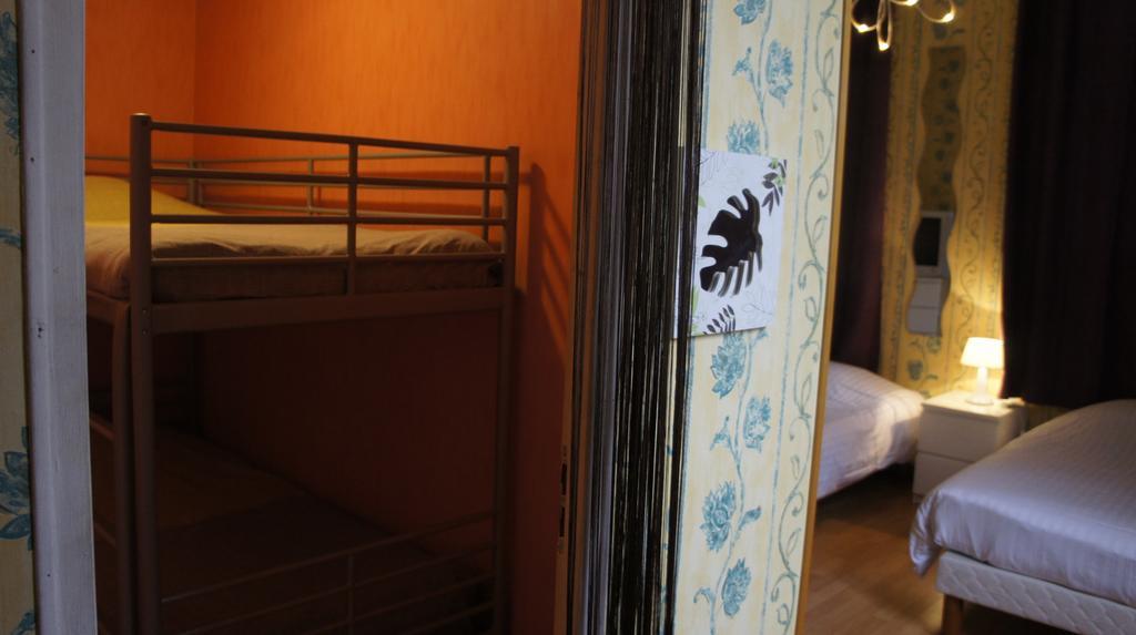 Le Natural Otel Selongey Oda fotoğraf